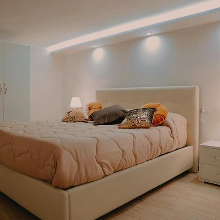 L'Ospite Napoletano Apartment Napoli Ngoại thất bức ảnh