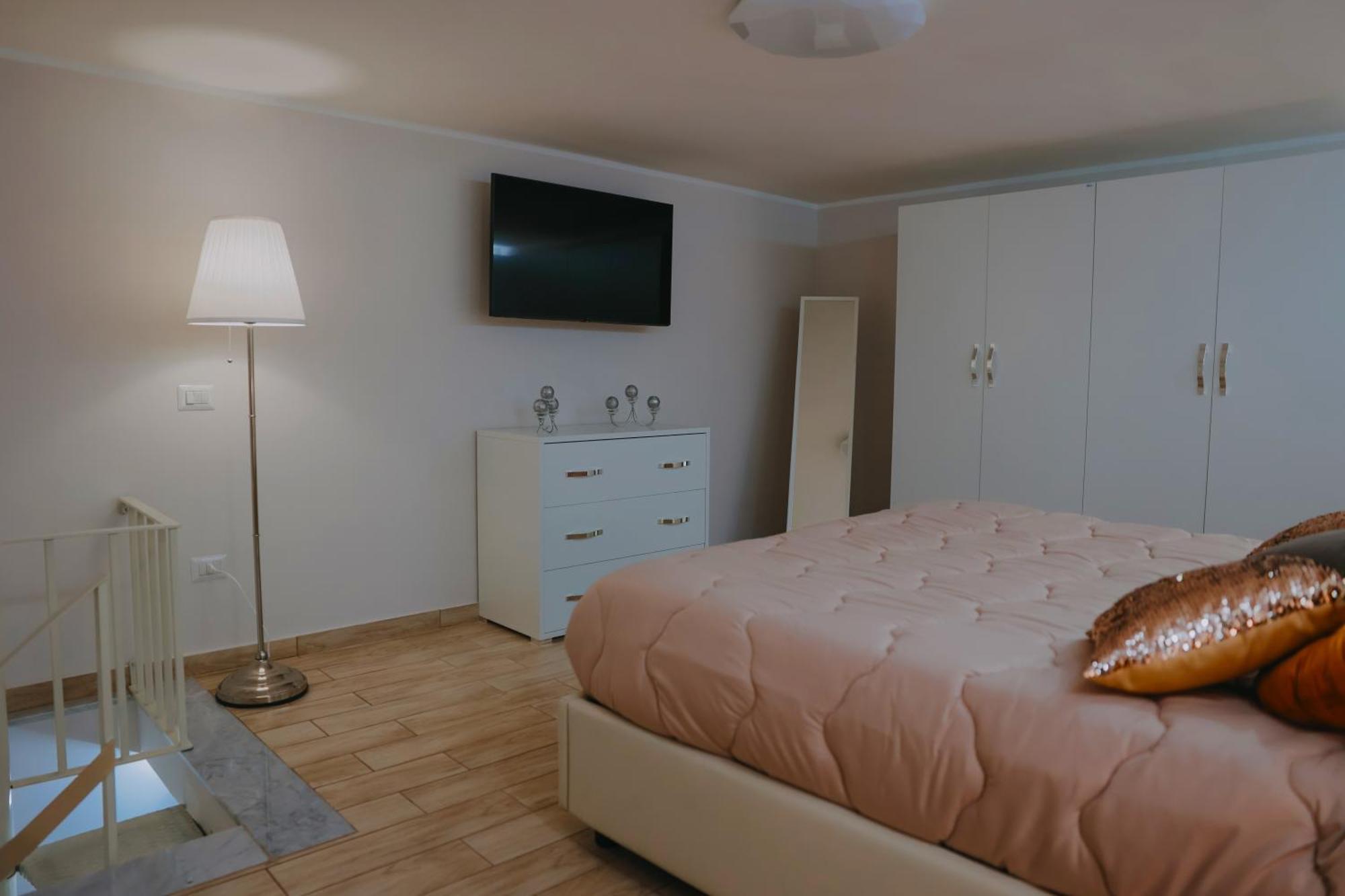 L'Ospite Napoletano Apartment Napoli Ngoại thất bức ảnh