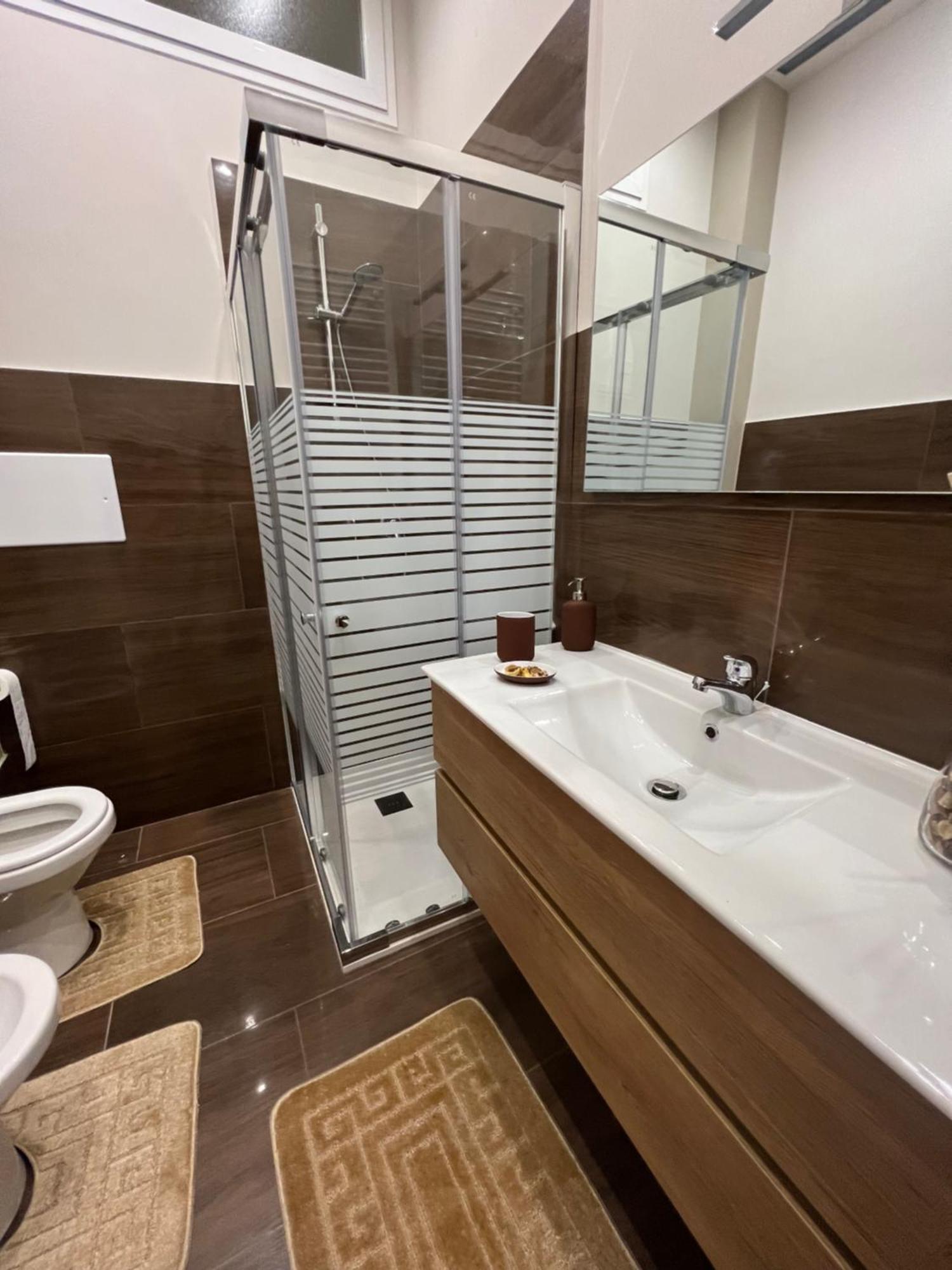 L'Ospite Napoletano Apartment Napoli Ngoại thất bức ảnh