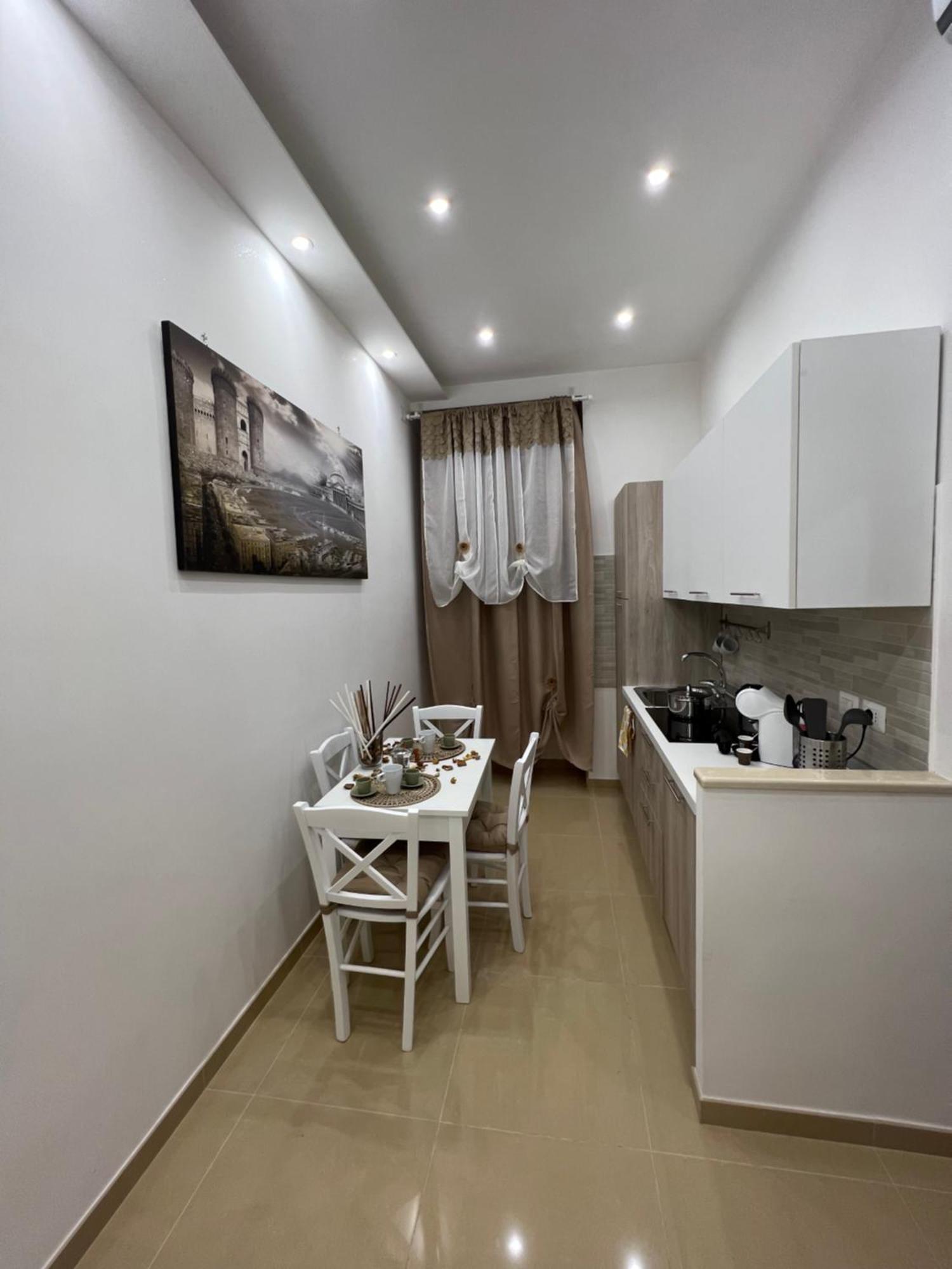 L'Ospite Napoletano Apartment Napoli Ngoại thất bức ảnh
