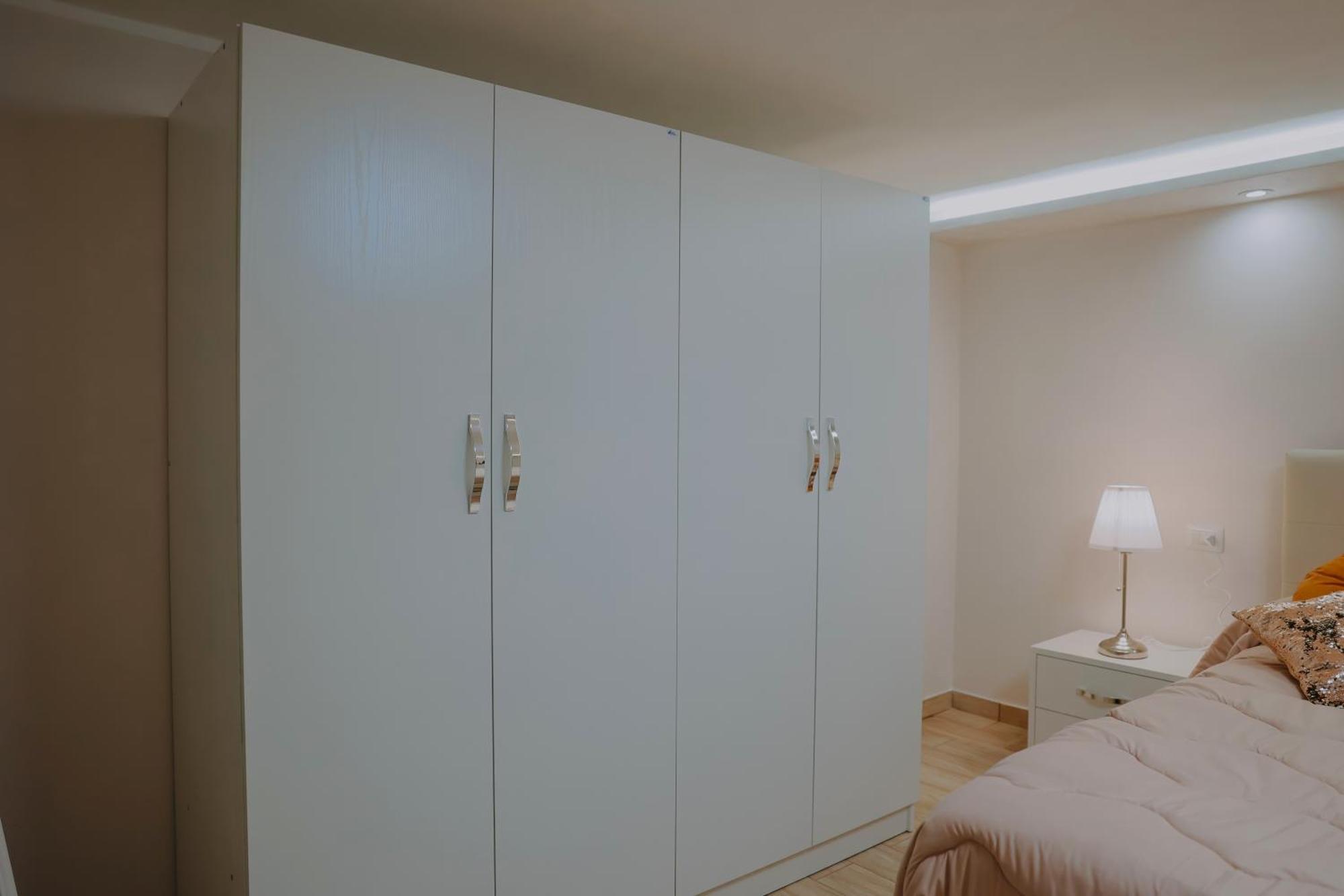L'Ospite Napoletano Apartment Napoli Ngoại thất bức ảnh