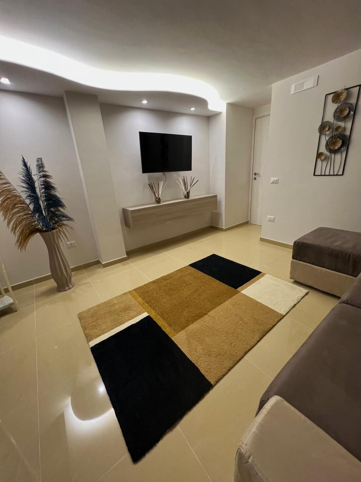 L'Ospite Napoletano Apartment Napoli Ngoại thất bức ảnh