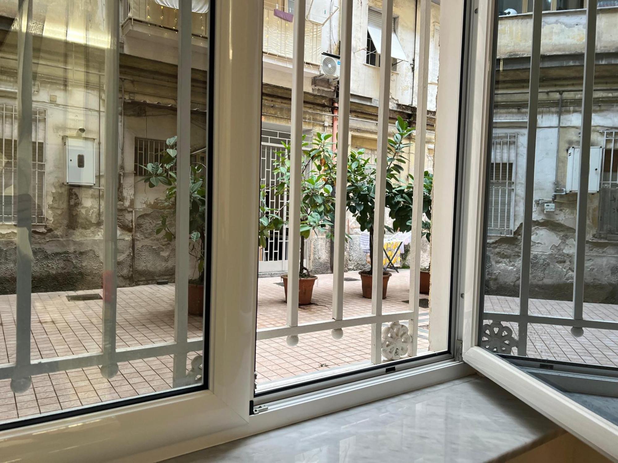 L'Ospite Napoletano Apartment Napoli Ngoại thất bức ảnh